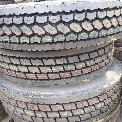 1200R20 HEAVY DUTY TRUCK TIRE