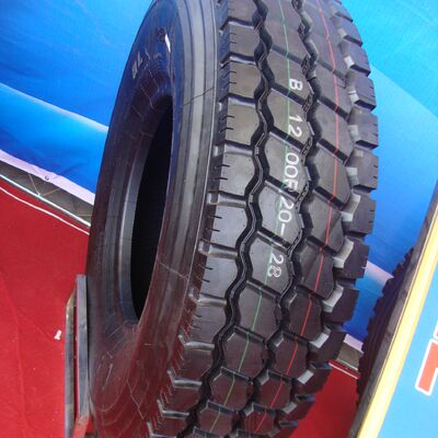 1200R20 HEAVY DUTY TRUCK TIRE
