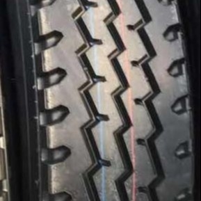 Economical 900R20 Truck Tires Width 259mm Truck Bus Radial Tyres